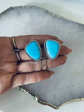 Load image into Gallery viewer, Turquoise Post Earrings