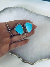 Load image into Gallery viewer, Turquoise Post Earrings