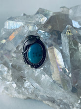 Load image into Gallery viewer, Vintage Size 6 Sterling and Turquoise Ring