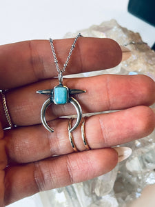 Naja Turquoise Necklace