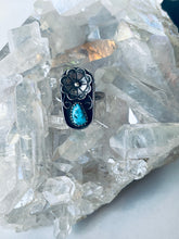 Load image into Gallery viewer, Size 7 Stunning Boho Ring