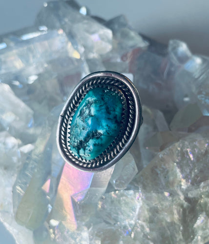 Size 6 Stunning Vintage Sterling Silver and Genuine Turquoise Nugget Ring