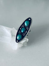 Load image into Gallery viewer, Size 6 Three Stone Vintage Ring