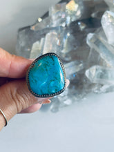 Load image into Gallery viewer, Size 7.5 Turquoise and Sterling Silver Ring