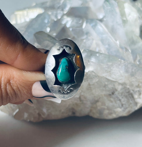 Size 5.5 Vintage Sterling Silver and Turquoise Nugget Shadowbox Ring