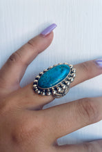 Load image into Gallery viewer, Size 7 Stunning Vintage Sterling Silver and Genuine Turquoise Ring