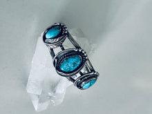 Load image into Gallery viewer, Gorgeous Three Stone Vintage Cuff