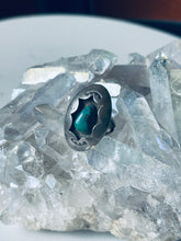 Load image into Gallery viewer, Size 5.5 Vintage Sterling Silver and Turquoise Nugget Shadowbox Ring