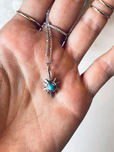 Load image into Gallery viewer, Star Necklace