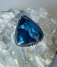 Load image into Gallery viewer, Size 8.5 Stunning Sterling Silver and Druzy Ring