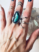 Load image into Gallery viewer, Size 9 Boho Turquoise Ring