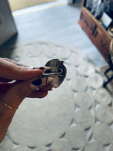 Load image into Gallery viewer, Size 8 Vintage Sterling Silver and Genuine Turquoise Shadowbox Ring