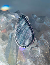 Load image into Gallery viewer, Size 7.5 Stunning Sterling Silver and Druzy Ring