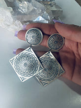 Load image into Gallery viewer, Sterling Concho Earrings