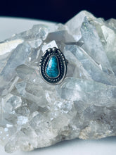 Load image into Gallery viewer, Size 5.5 Vintage Turquoise and Sterling Silver Ring
