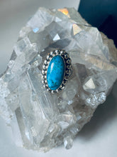 Load image into Gallery viewer, Size 7 Gorgeous Paul Livingston Ring