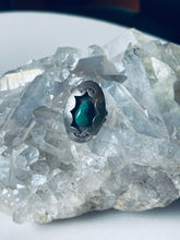 Load image into Gallery viewer, Size 5.5 Vintage Sterling Silver and Turquoise Nugget Shadowbox Ring