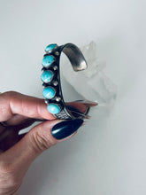 Load image into Gallery viewer, Vintage Navajo Turquoise Cuff