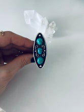 Load image into Gallery viewer, Size 6 Three Stone Vintage Ring