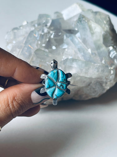 Size 8 Vintage Sterling Silver Turquoise Turtle Ring