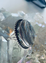 Load image into Gallery viewer, Size 6 Stunning Sterling Silver and Druzy Circle Ring