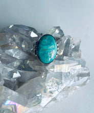Load image into Gallery viewer, Size 8 Turquoise and Sterling Silver Ring