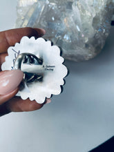 Load image into Gallery viewer, Size 8.5 Cluster Ring
