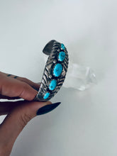 Load image into Gallery viewer, Vintage Turquoise Cuff