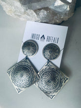 Load image into Gallery viewer, Sterling Concho Earrings
