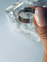 Load image into Gallery viewer, Size 10 Sterling Silver Ring