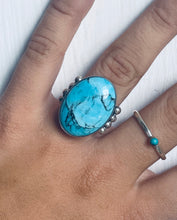 Load image into Gallery viewer, Size 8 Stunning Sterling Silver and Genuine Turquoise Ring